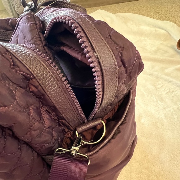 Cynthia Rowley Duffle Bag - Picture 2 of 9